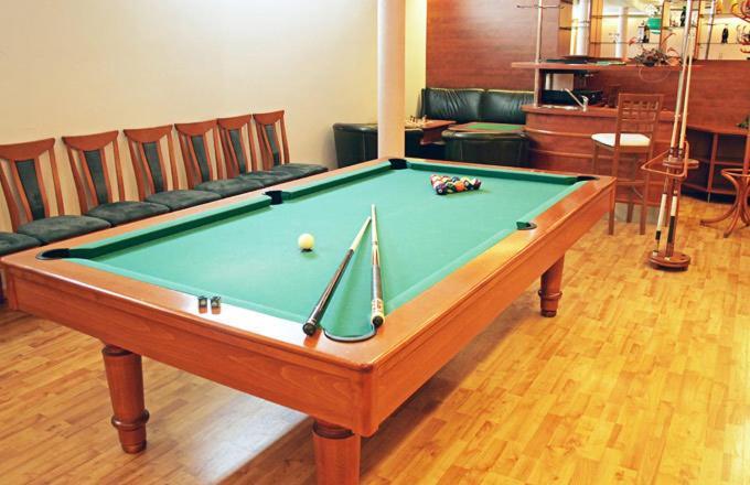 Hotel Maxim Svätý Jur Dış mekan fotoğraf